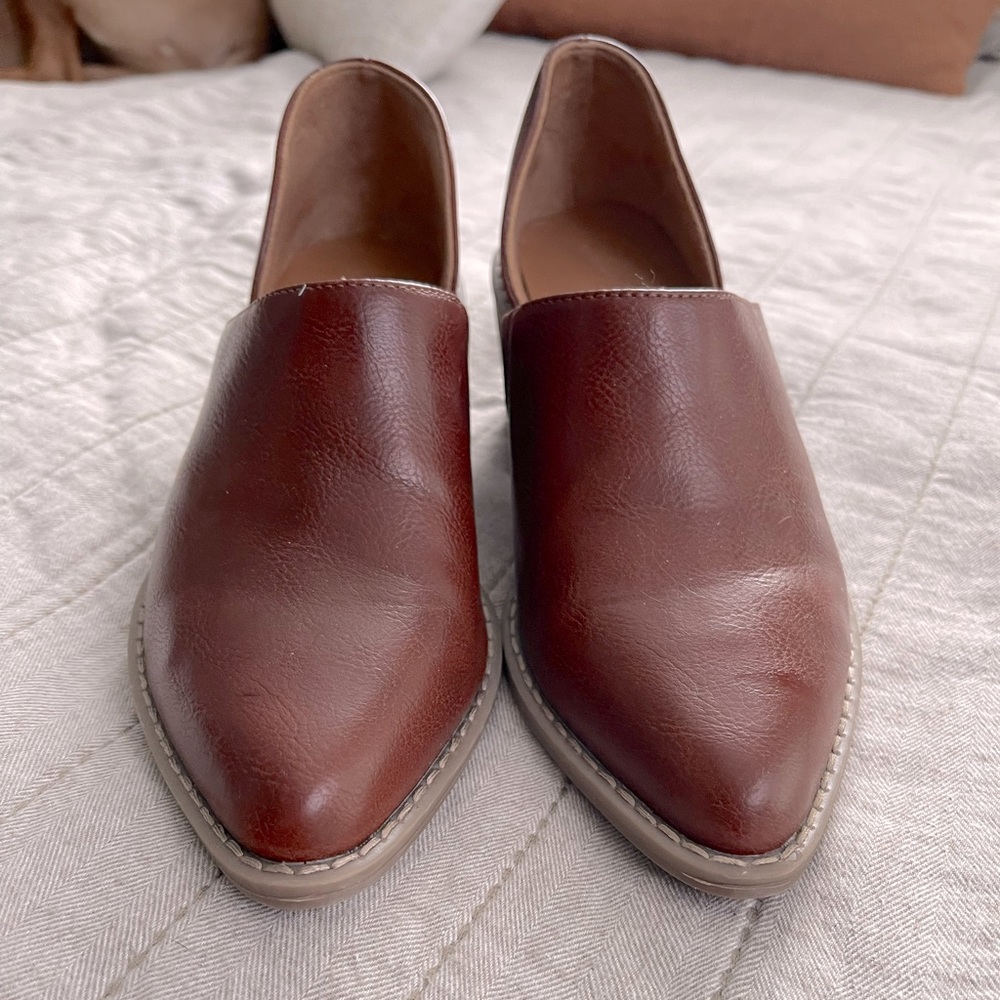 Cute women’s cognac booties